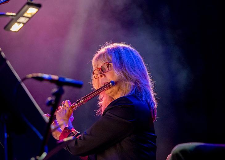 Karen Jones, flute