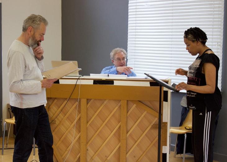 Mark-Padmore-and-Elaine-Mitchener-in-rehearsal-for-Cave-image